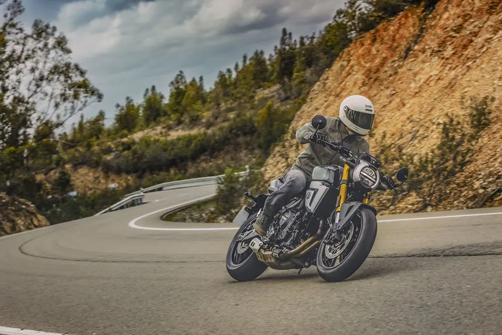 GSX-8T