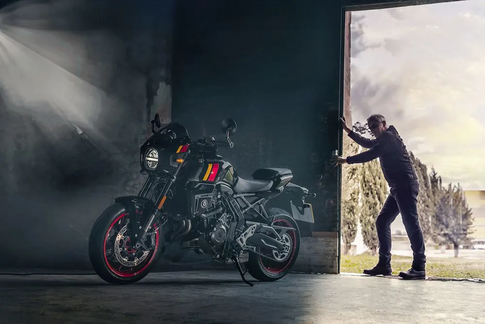 GSX-8TT