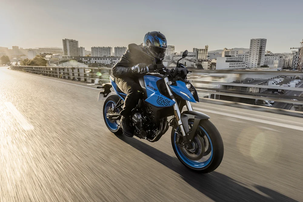 GSX 8S