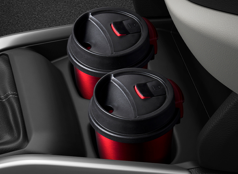 Prednji držači za čaše